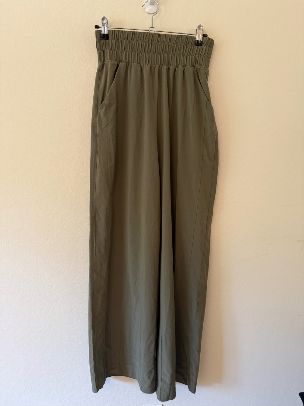 All In Motion High-Waist Wide-Leg yoga Pants - size XS Long - Green